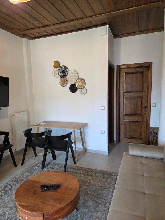 Melato Houses 12